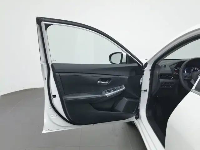 Nissan Sylphy — Фото автомобиля 8