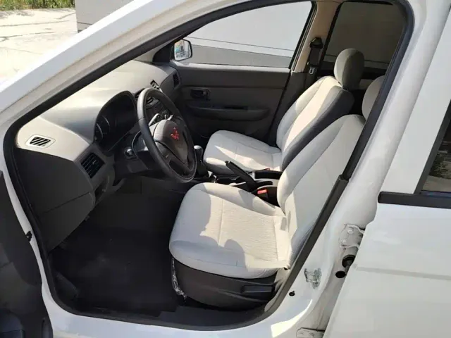 Wuling Hongguang — Фото автомобиля 14