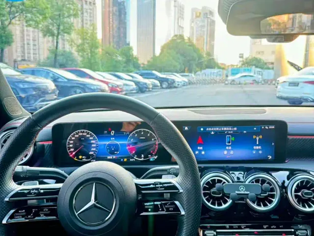Mercedes-Benz A-Class — Фото автомобиля 18