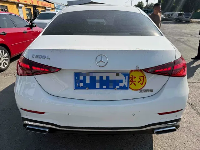 Mercedes-Benz C-Class — Фото автомобиля 2