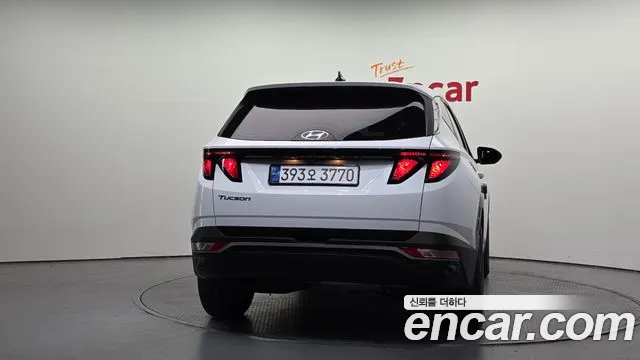 Hyundai Tucson Tucson (NX4) Дизель 2.0 2WD — Фото автомобиля 4