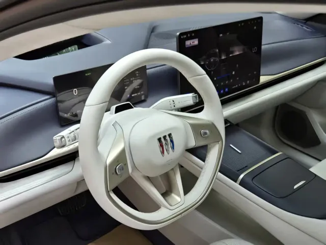 Buick Electra L7 — Фото автомобиля 7