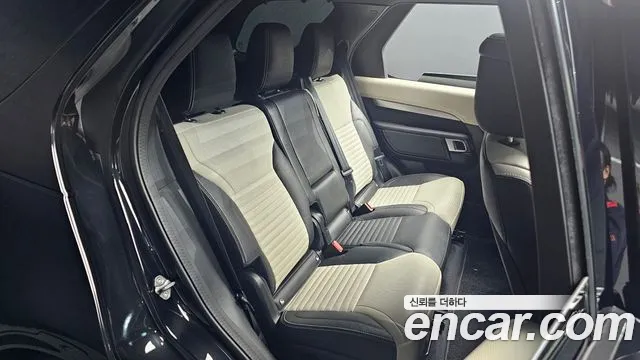 Land Rover Discovery — Фото автомобиля 11