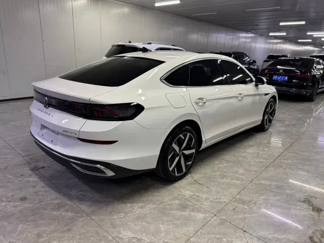 Volkswagen Lamando — Фото автомобиля 11