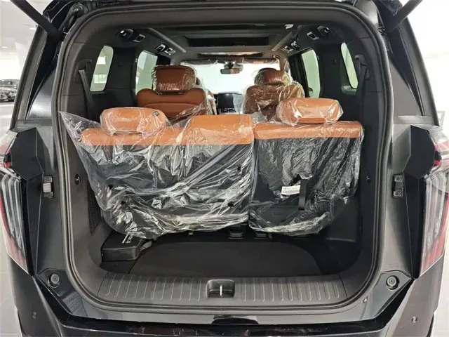 GAC Trumpchi E9 — Фото автомобиля 9