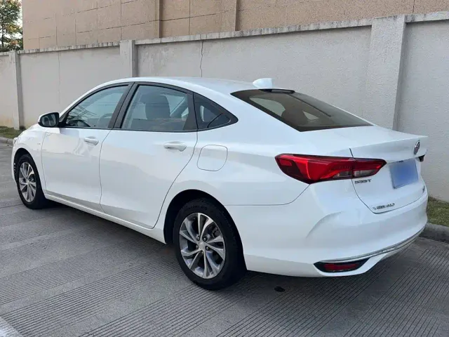 Buick Verano — Фото автомобиля 8