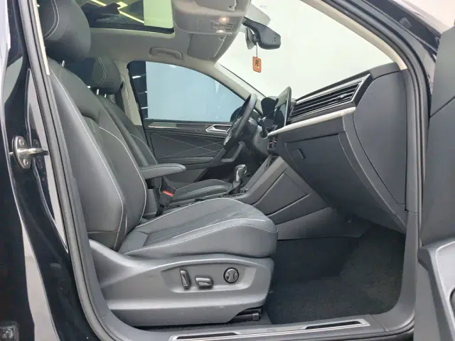 Volkswagen Tiguan L — Фото автомобиля 18