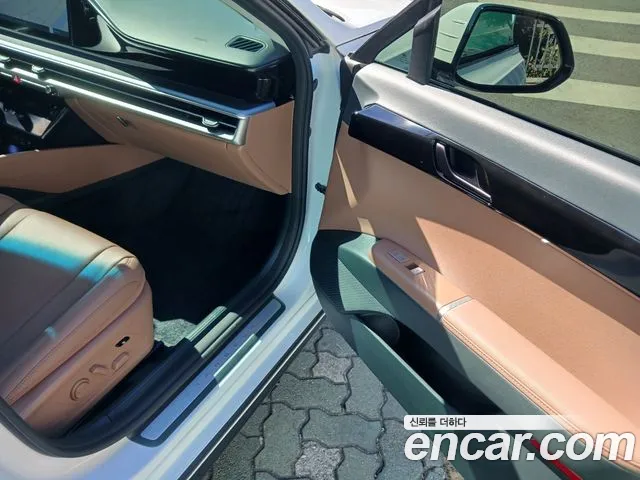 Hyundai Grandeur GN7 — Фото автомобиля 17
