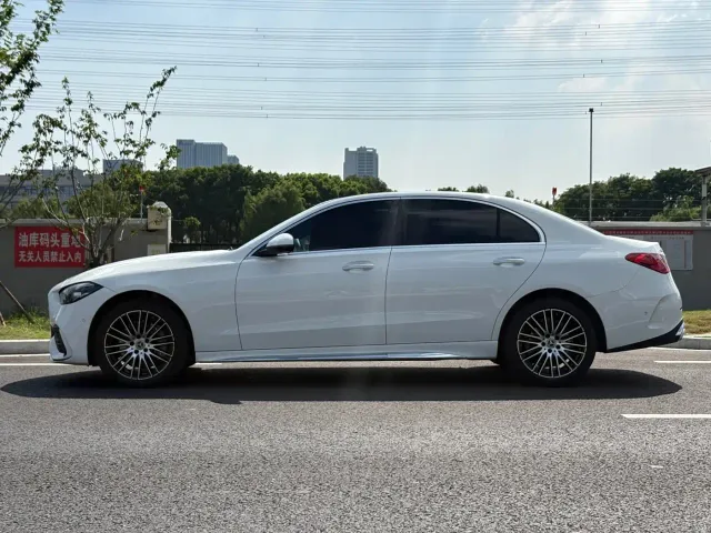 Mercedes-Benz C-Class — Фото автомобиля 8