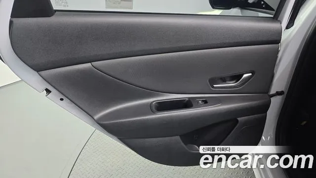 Hyundai AVANTE Новый Avante (CN7) — Фото автомобиля 25