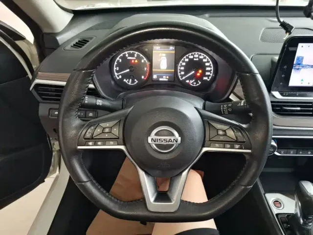 Nissan Teana — Фото автомобиля 10