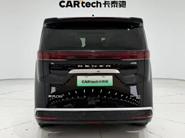 Denza Denza D9 2025 Model DM-i Smart Drive Edition 1020 AWD Flagship — Фото автомобиля 6