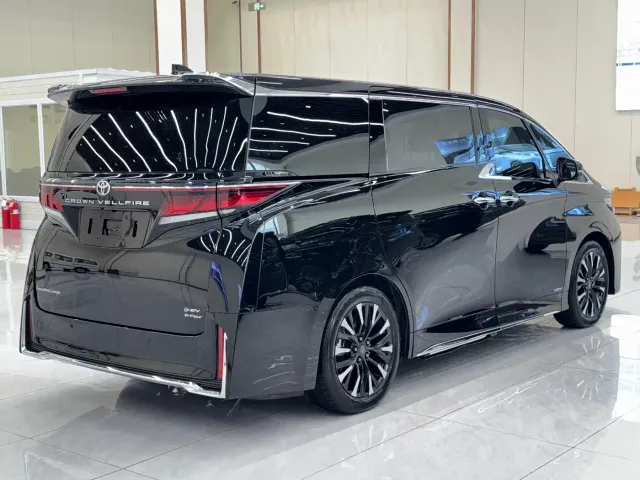 Toyota Vellfire — Фото автомобиля 12