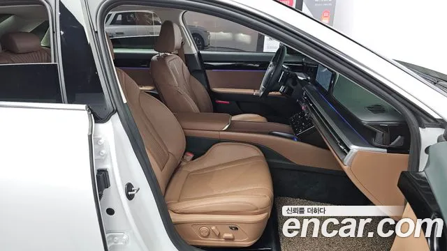 Hyundai Grandeur GN7 — Фото автомобиля 15
