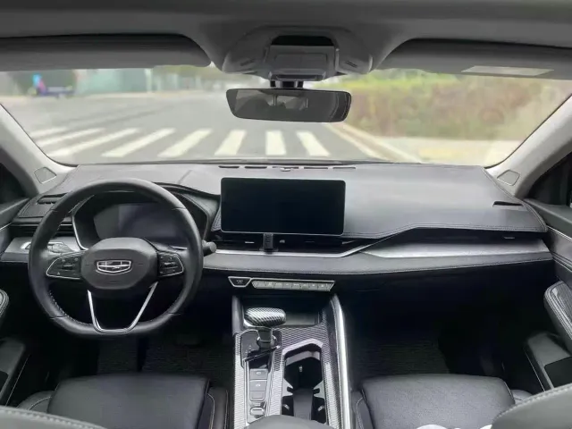Geely Xingrui — Фото автомобиля 6