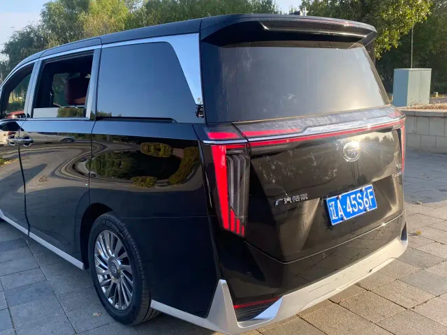 GAC Trumpchi M8 — Фото автомобиля 15