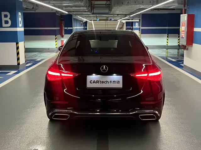 Mercedes-Benz C-Class — Фото автомобиля 8