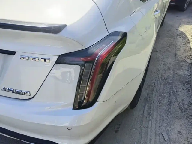 Cadillac CT5 — Фото автомобиля 7
