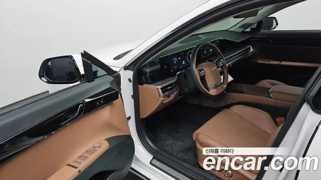 Hyundai Grandeur GN7 — Фото автомобиля 15