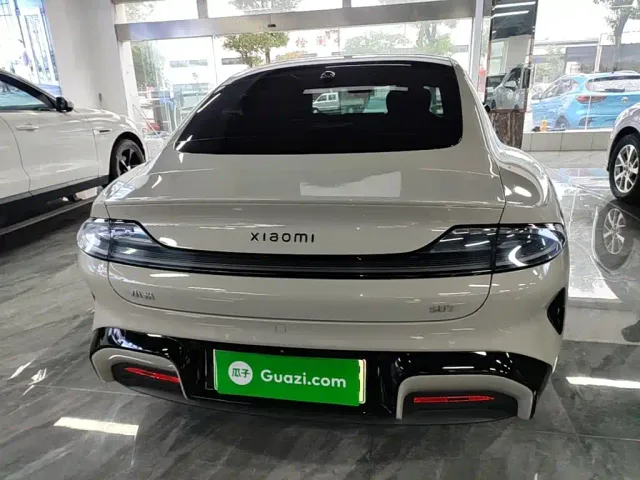 Xiaomi SU7 — Фото автомобиля 5