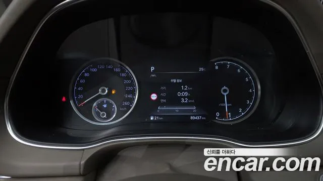 Genesis GV80 — Фото автомобиля 11