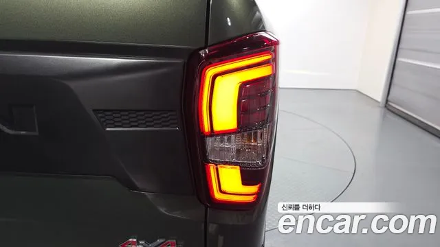 KG_Mobility_Ssangyong Rexton Новый Rexton Sport Khan Дизель 2.2 4WD — Фото автомобиля 20