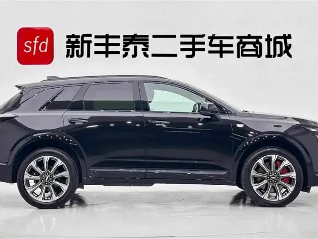 Cadillac XT5 — Фото автомобиля 2