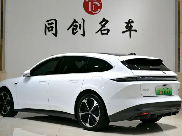 Nio ET5 Touring — Фото автомобиля 4