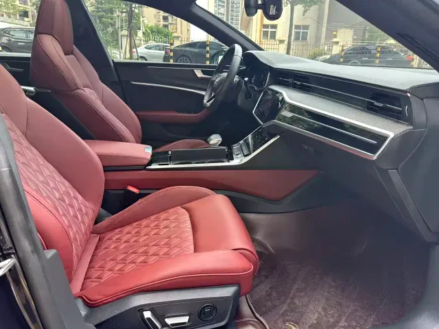 Audi Audi A7L 2023 45 TFSI quattro S-line Black Warrior Edition — Фото автомобиля 8