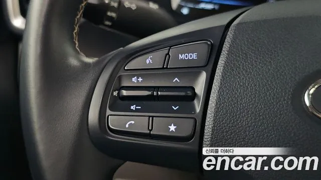 Hyundai Venue — Фото автомобиля 26