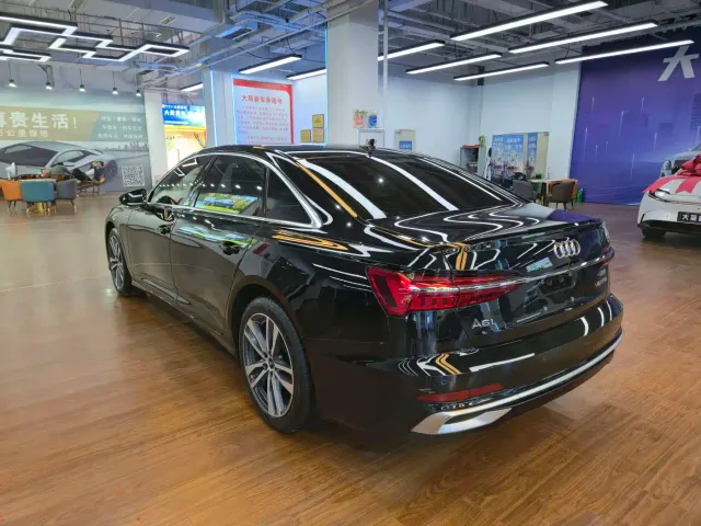 Audi A6L — Фото автомобиля 7