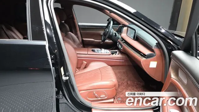 Genesis G90 Бензин 3.5 Turbo e-S/C AWD — Фото автомобиля 11