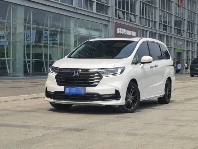 Фотография автомобиля — Honda Odyssey