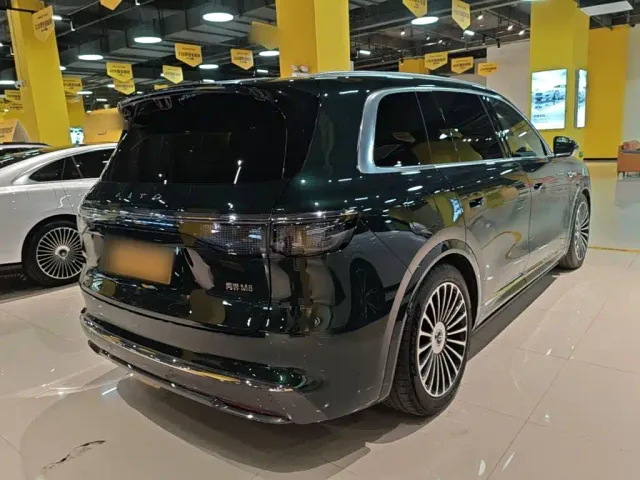 Aito M8 — Фото автомобиля 6