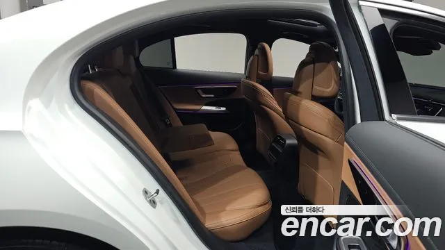 Mercedes-Benz E-Class W214 — Фото автомобиля 17