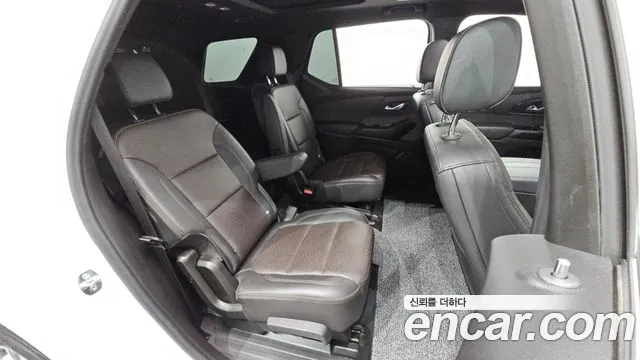 Chevrolet Traverse — Фото автомобиля 11