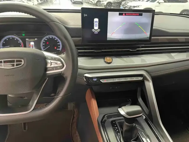 Geely Vision X6 — Фото автомобиля 12