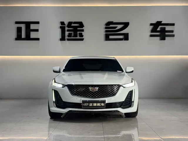Cadillac CT5 — Фото автомобиля 3