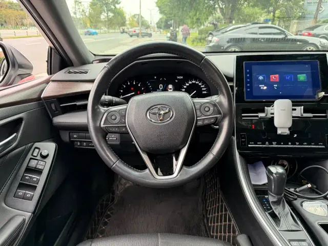 Toyota Avalon — Фото автомобиля 14