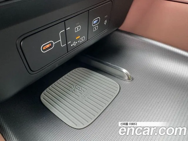 Hyundai Grandeur GN7 — Фото автомобиля 19