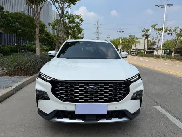 Ford Lingrui — Фото автомобиля 2
