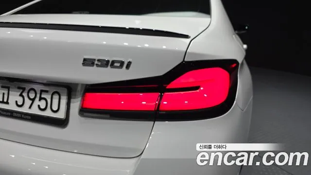 BMW 5 Series G30 — Фото автомобиля 8