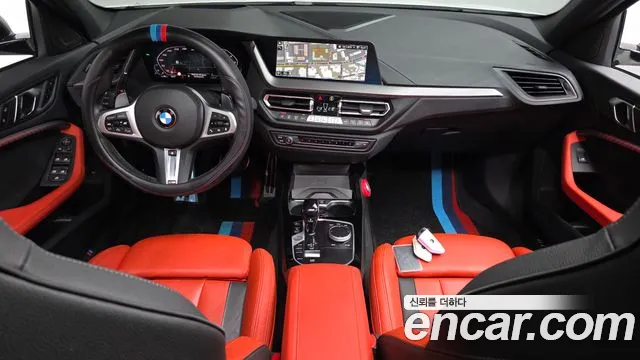 BMW 1 Series F40 — Фото автомобиля 6