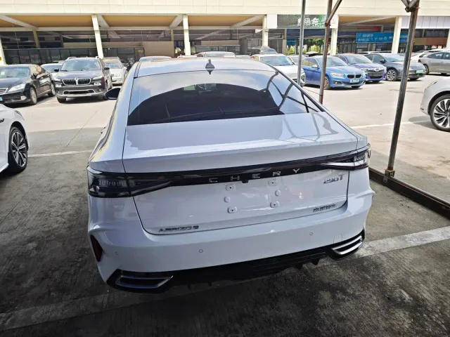 Chery Arrizo 8 — Фото автомобиля 14