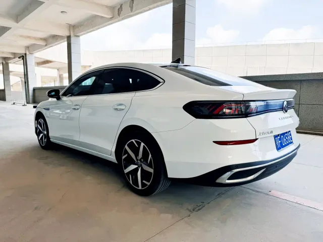 Volkswagen Lamando — Фото автомобиля 6