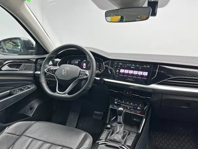 Volkswagen Passat — Фото автомобиля 25
