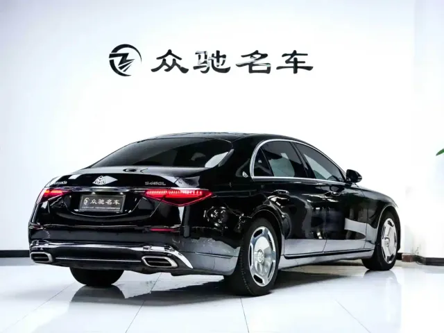 Mercedes-Benz S-Class — Фото автомобиля 10