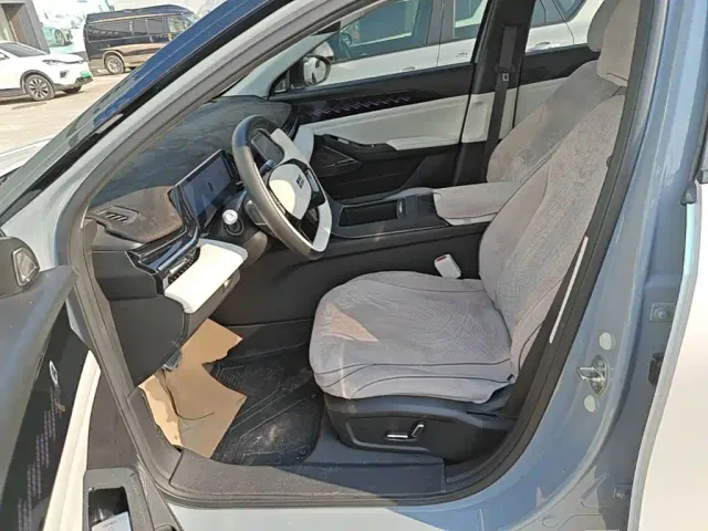 Geely Galaxy L6 — Фото автомобиля 14