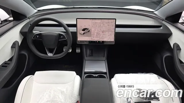 Tesla Model 3 — Фото автомобиля 7