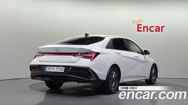 Фотография автомобиля — Hyundai AVANTE